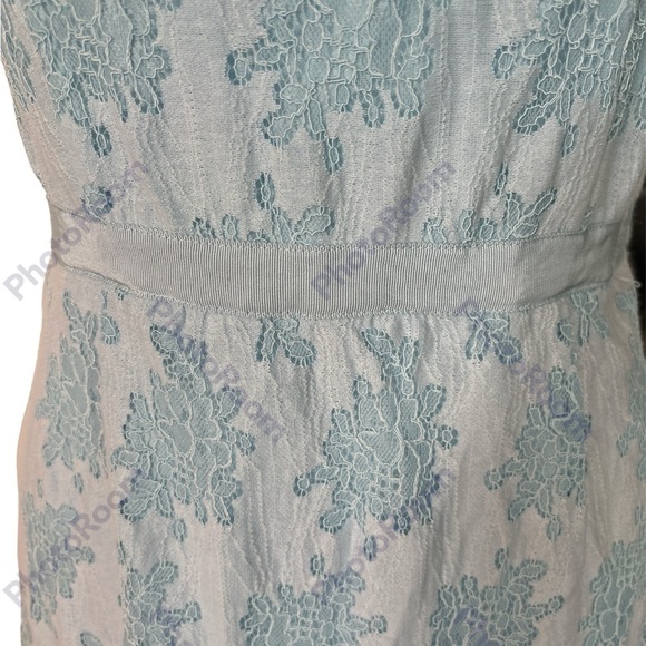 Francesca's MIAMI Light Blue Lace Sleeveless Midi Dress - Picture 4 of 10